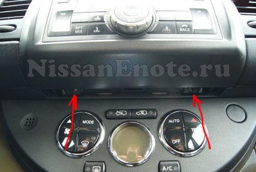 фото снимаем аудио-систему на Nissan Note